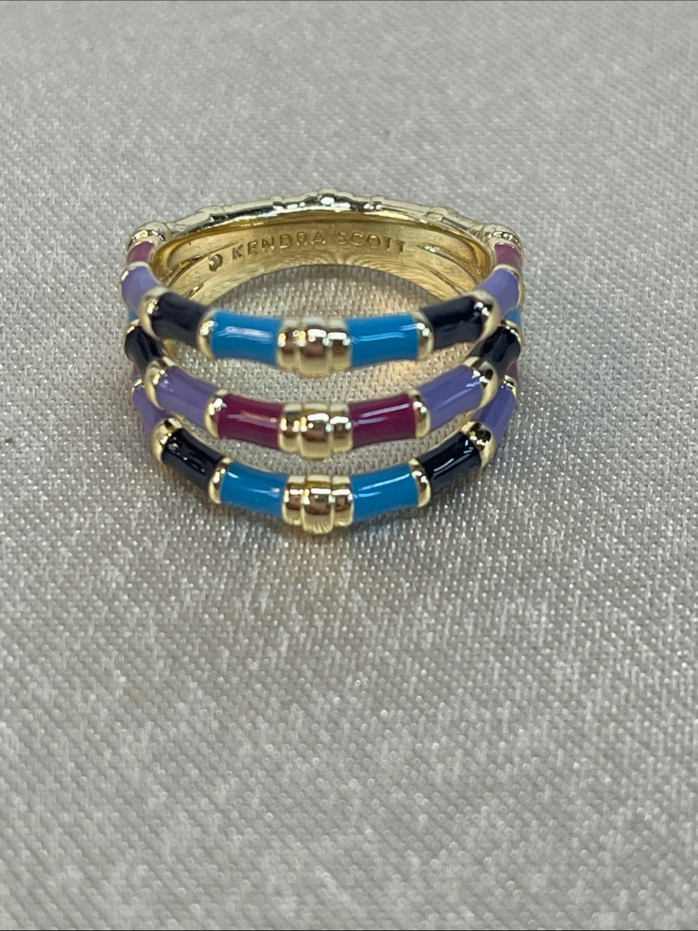 Kendra Scott Essie Triple Band Ring in 14 Gold plated Orchid Mix, size 8